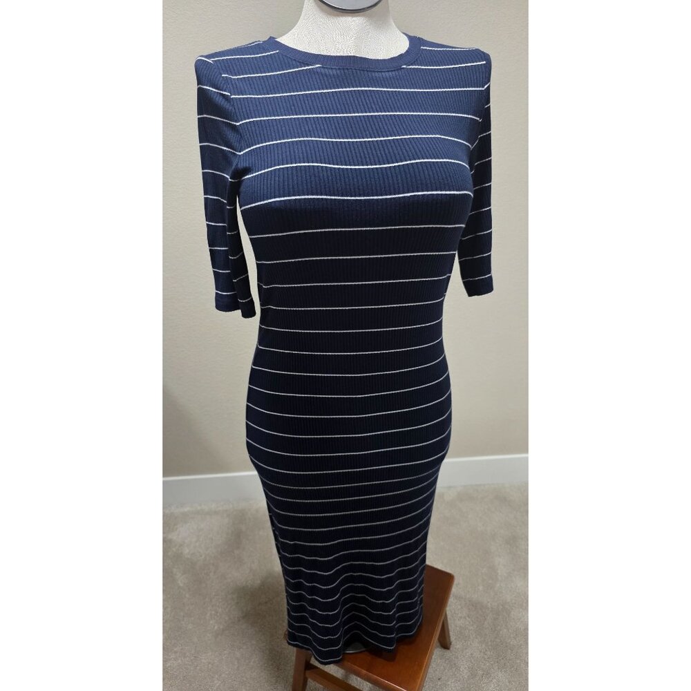 Navy & White Striped Fitted Ribbed Knit Dress With 3/4 Sleeves & Round Neckline